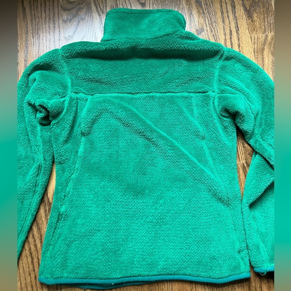 Medium Fuzzy Patagonia - Picture 2 of 4